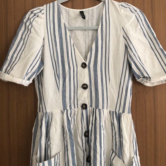 ZARA WOMAN BUTTON-UP DRESS WITH POCKETS V-NECK STRIPED - Picture 3 of 9
